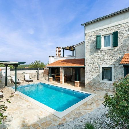 Villa Mia Sukošan 外观 照片